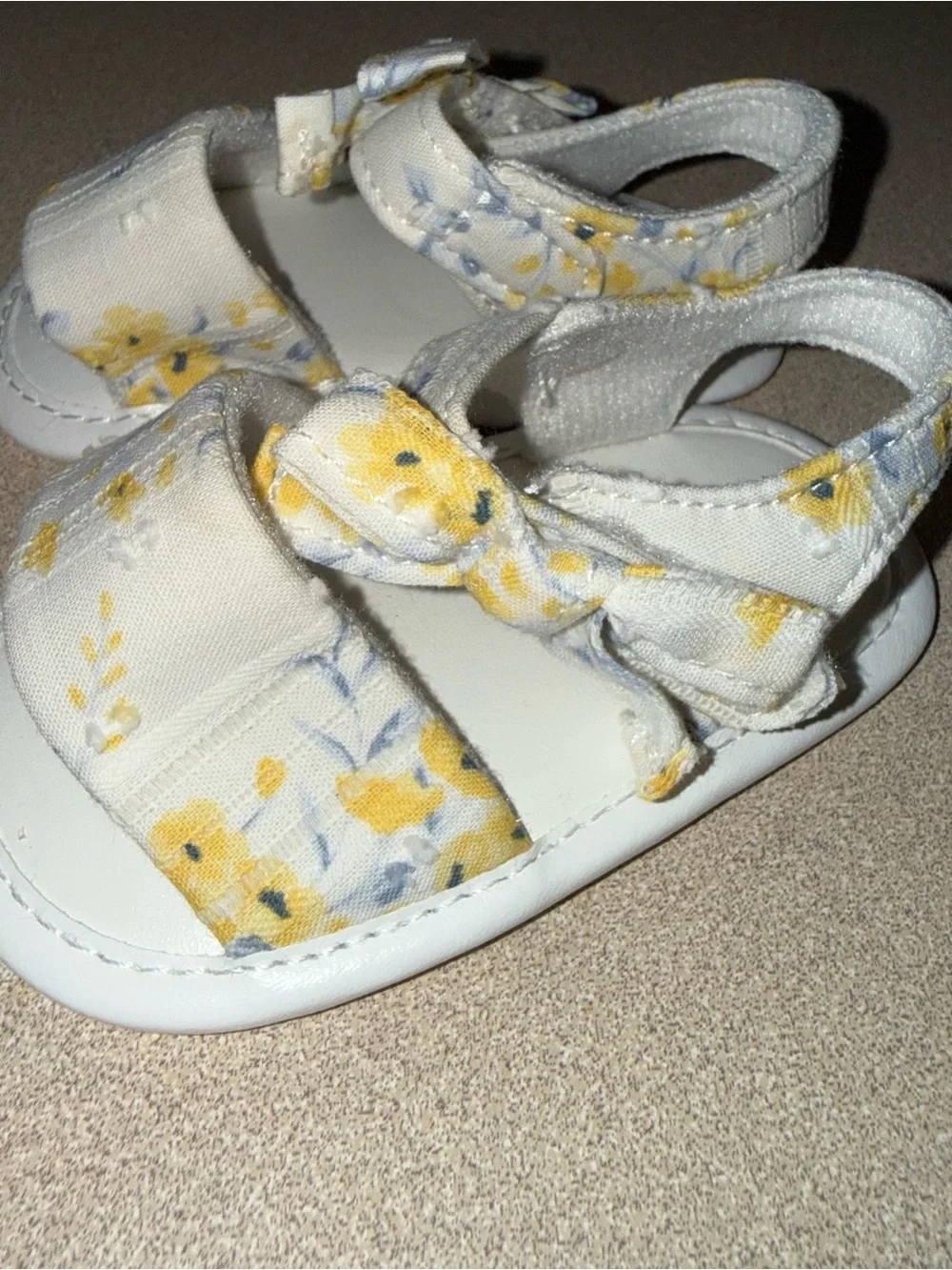 Newborn baby girl sandals white with yellow floral print